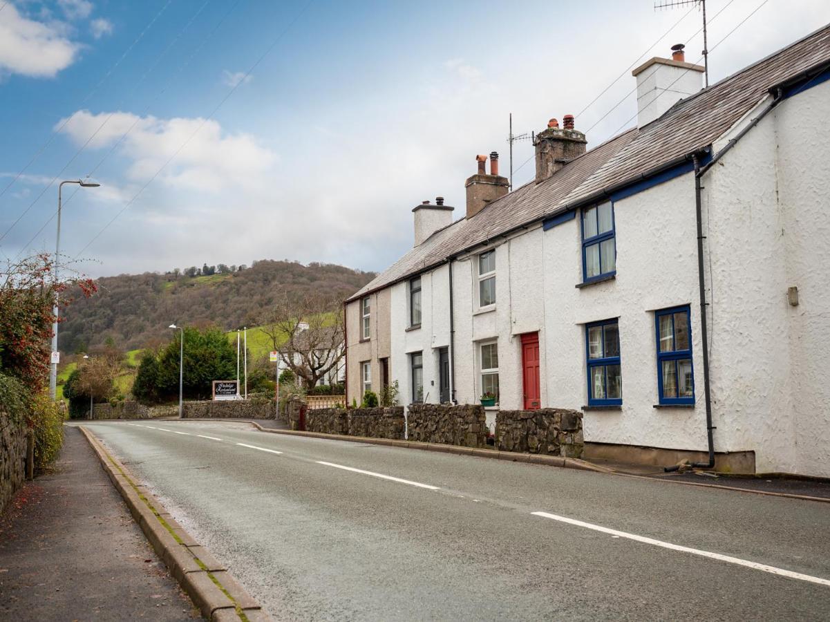 Conwy Valley Hotel Exterior photo